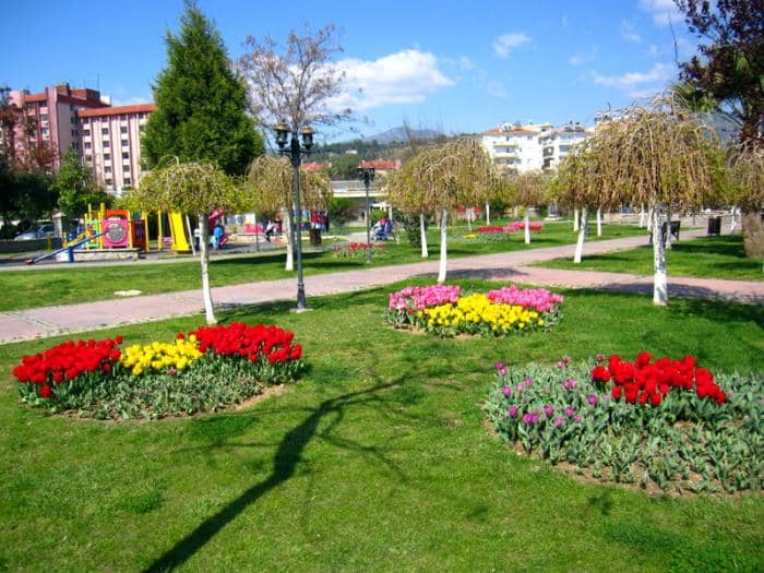 Nevzat Biçer Parkı - Image 1