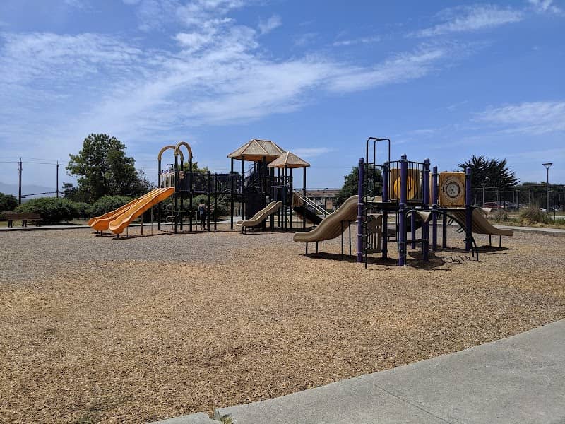 Sherwood Park - Image 2