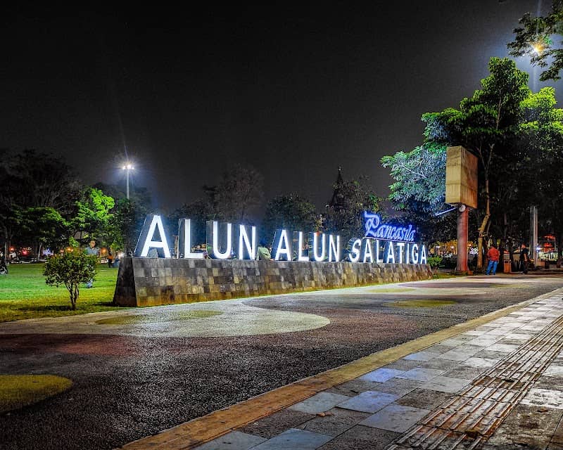 Lapangan Pancasila (Alun-Alun Salatiga) - Image 2