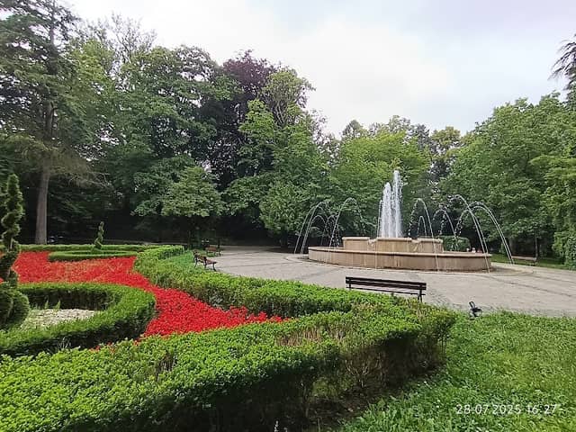 Zegar Słoneczny w Parku im. Książąt Pomorskich - Image 1