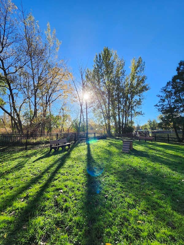 Green Lake Dog Park - Image 1