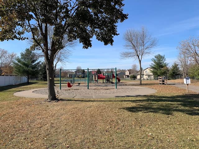 Country Crossings Park - Image 2