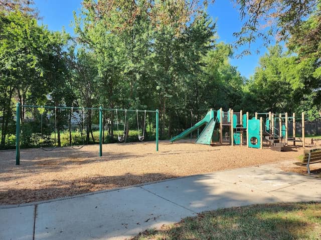Na Nex Se Park - Image 1