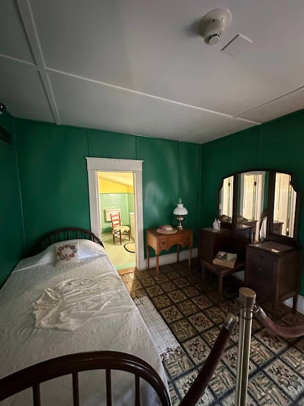 Rocky Ridge Farm - Home Of Laura Ingalls Wilder - Image 2