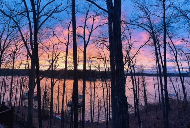 Lake hartwell - Image 2