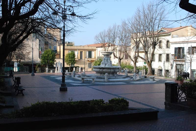 Fontana di Piazza Cavour - Image 2