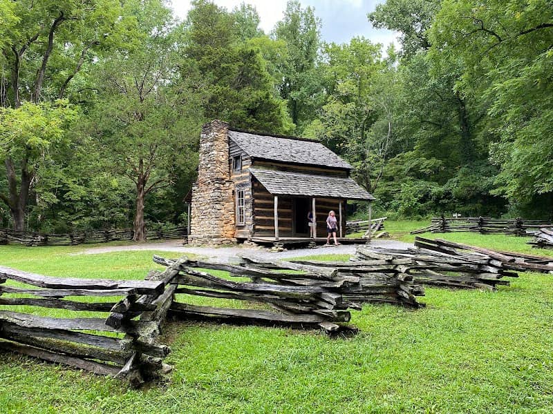 Cades Cove Scenic Loop - Image 3