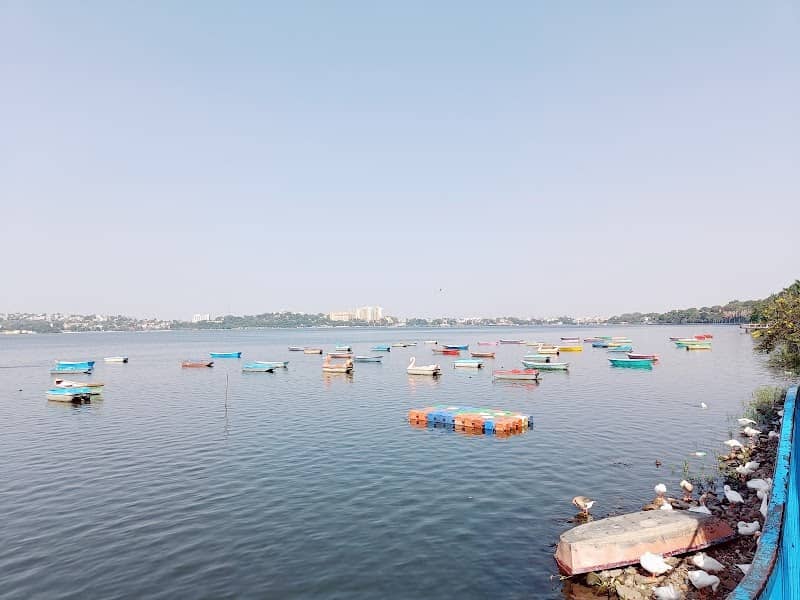 Lake View Point - Image 1
