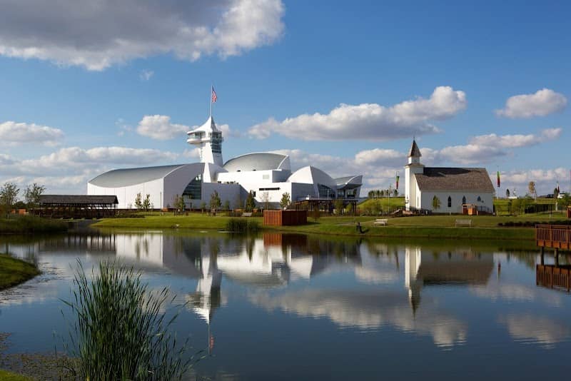 Discovery Park of America - Image 1