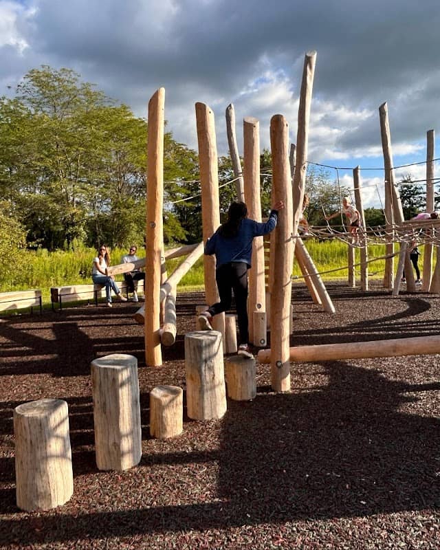 Taylor Farm Park - Image 1