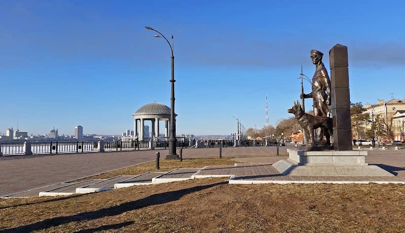 Monument to Frontier Guards - Image 2