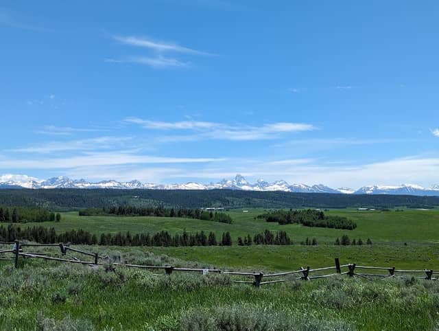 Ashton-Tetonia Trail Marysville Parking - Image 2