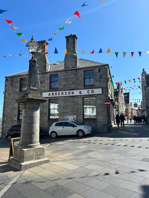 Market Cross - Image 1