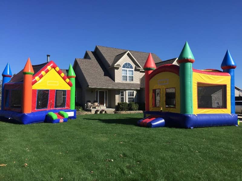 Ultimate Bounce Houses - Image 1