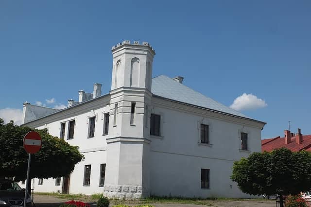 Town hall in Dukla - Image 2