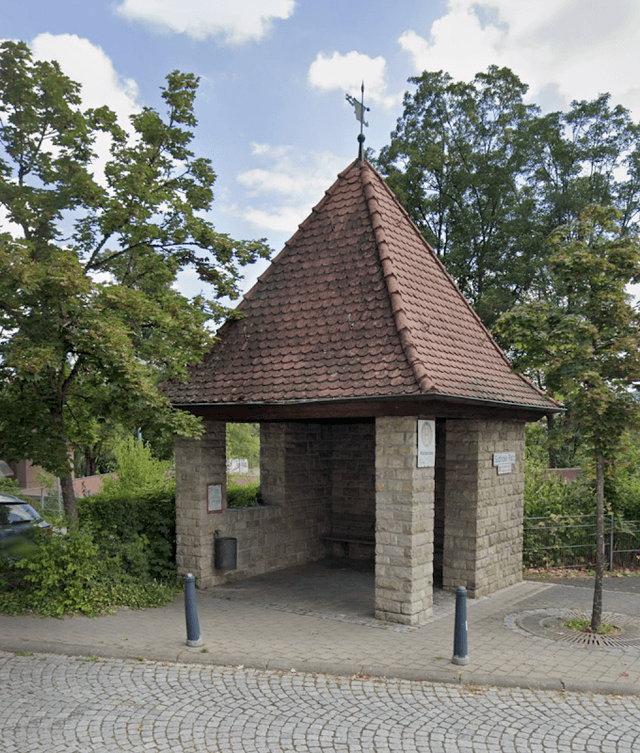Südtiroler Platz - Image 1