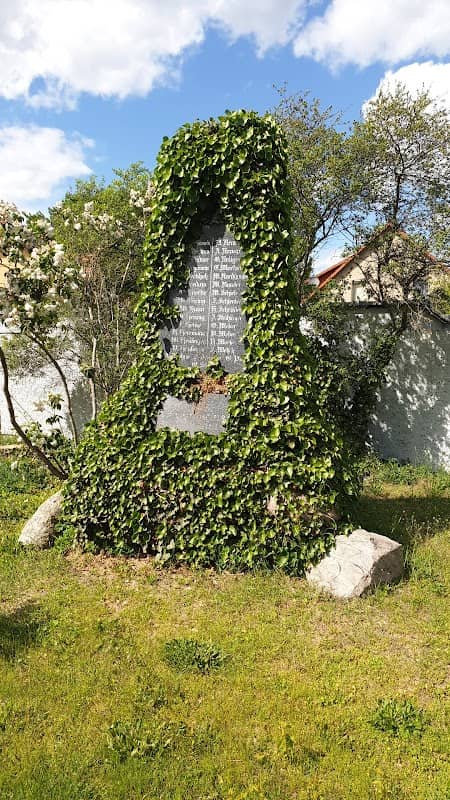 Weltkriegsdenkmal - Image 1