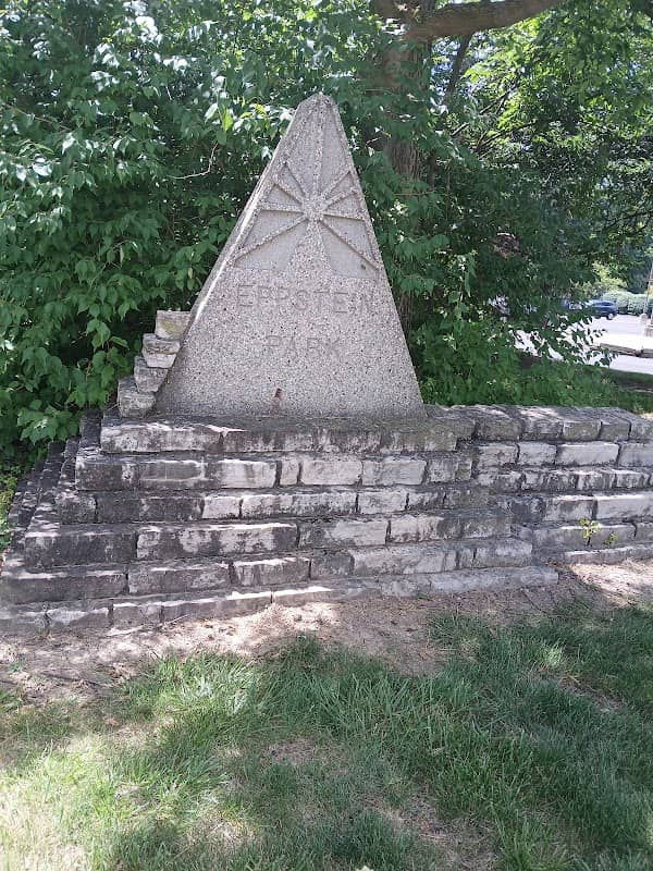 Eppstein Park - Image 1