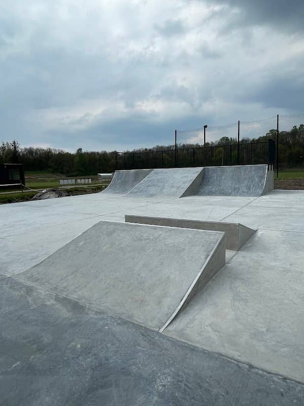 Skate park w Kazimierzu Biskupim - Image 1