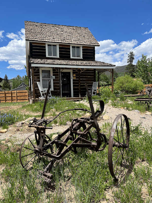 Old Dillon Schoolhouse Museum - Image 2