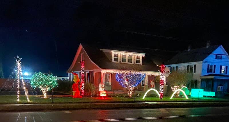 Elbourn Electrical Services Christmas Light Show - Image 1