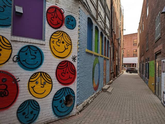 Artist’s Alley - Image 2