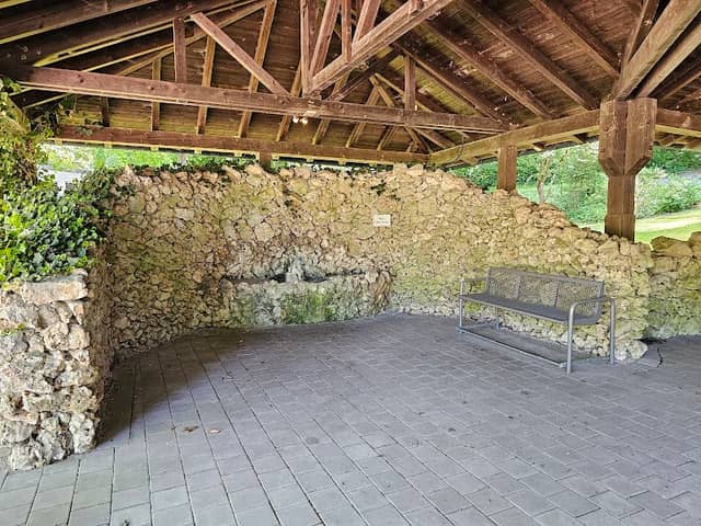 Schwefelquelle im Kurpark - Image 1