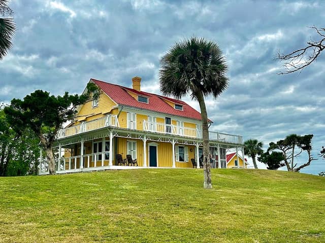 Seminole Rest - Image 1