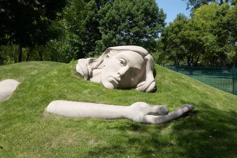 Schaumburg Sculpture Park - Image 2