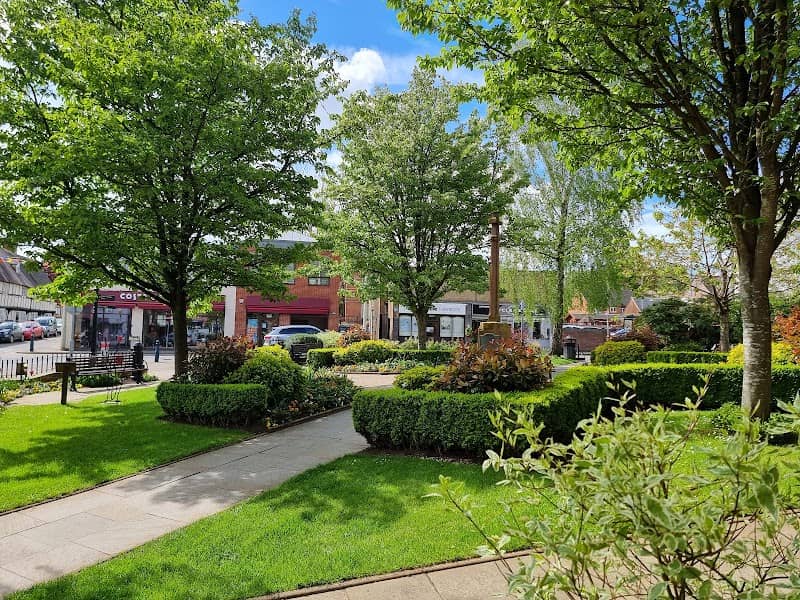 Lutterworth Memorial Garden - Image 1