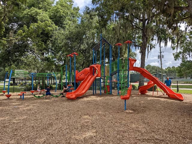 Tom Varn Park - Image 1