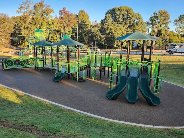 Charles E. Phillips Esquire Park - Image 1