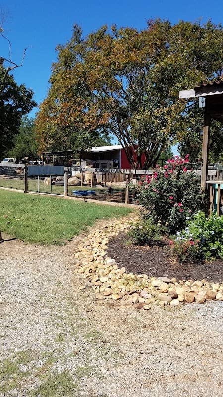 Lake Cooley Farm & Garden - Image 1
