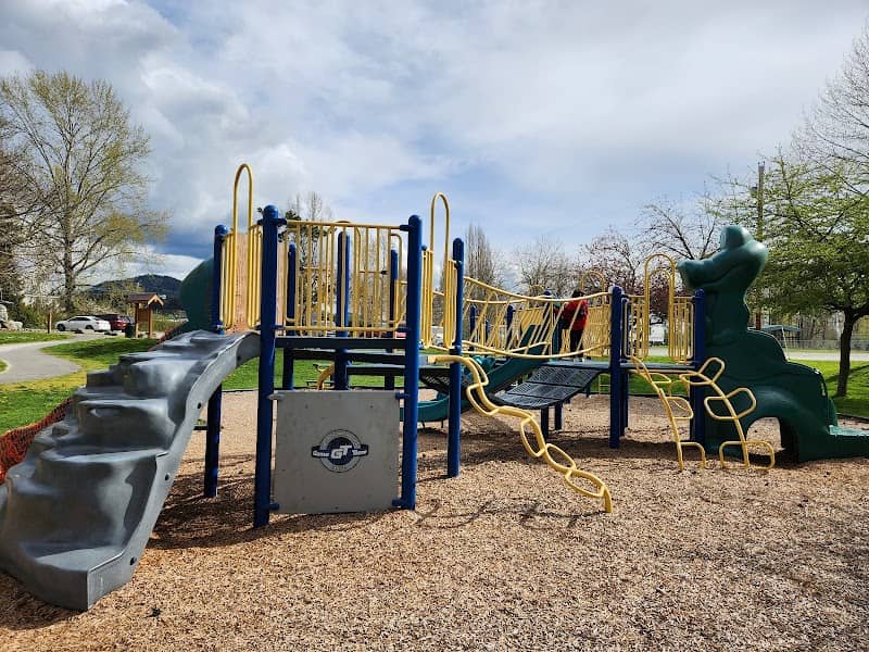 Edgewater Park - Image 1