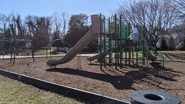 Rives Park - Image 2