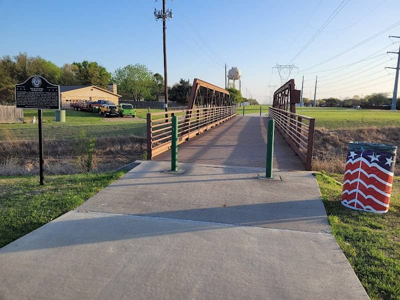 Greenway Park - Image 1