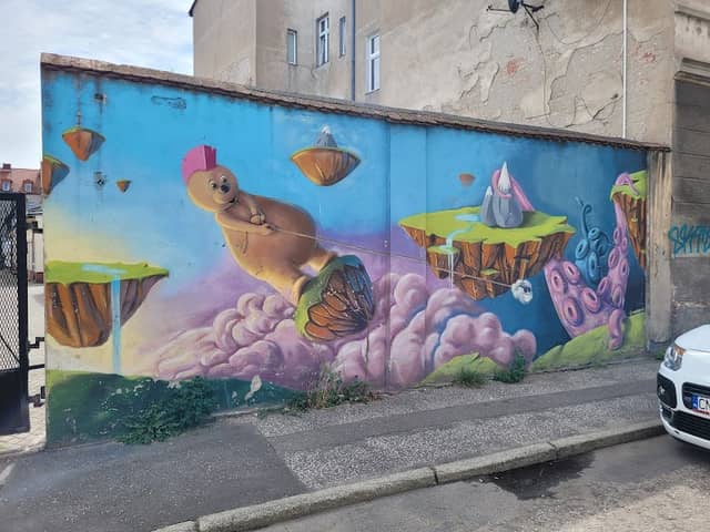 Mural "Punk Teddy the Cloud racer" - Image 1