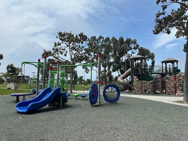 Sunset Park - Image 2