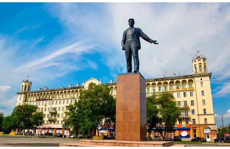 Mayakovsky Monument - Image 1
