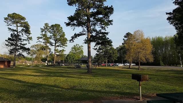 Dardanelle City Park - Image 2
