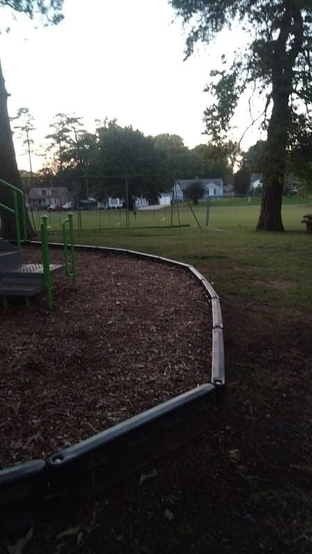 York Terrace Park - Image 1