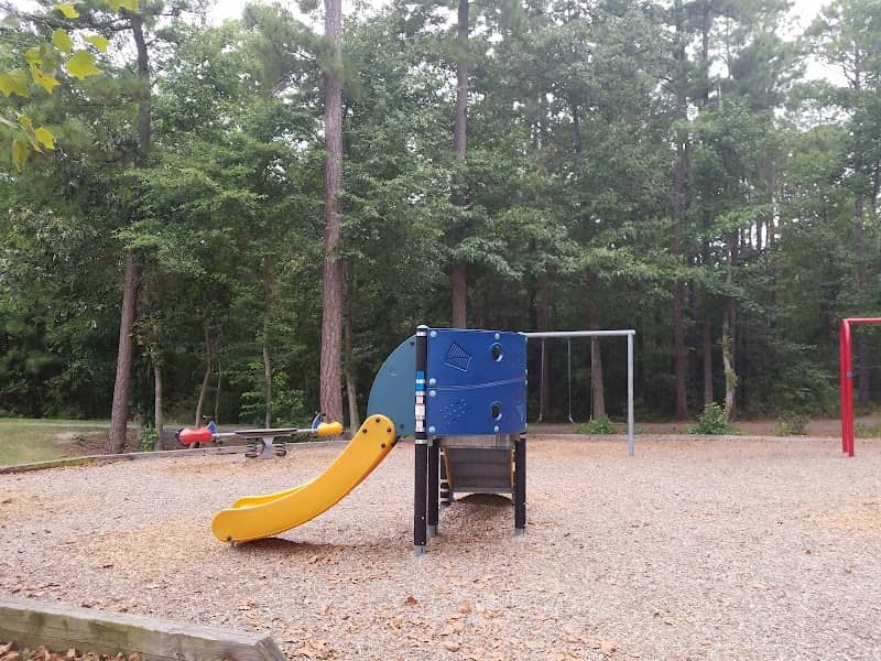 Twin Hickory Recreation Center - Image 1