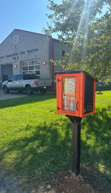Little Free Puzzle Library - Image 1