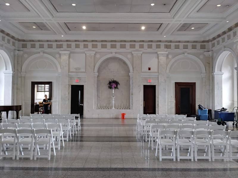 Historic DeKalb Courthouse - Image 1