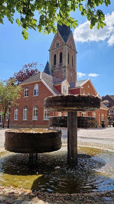 Mühlensteine-Brunnen, Lingen (1988) - Image 2