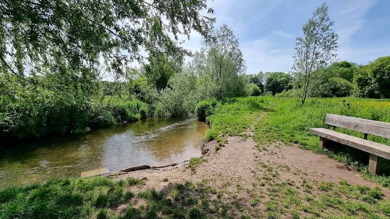Bassetts Mead - Image 2
