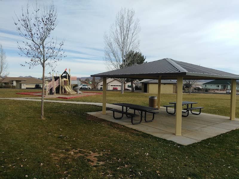 Community Center Park - Image 2