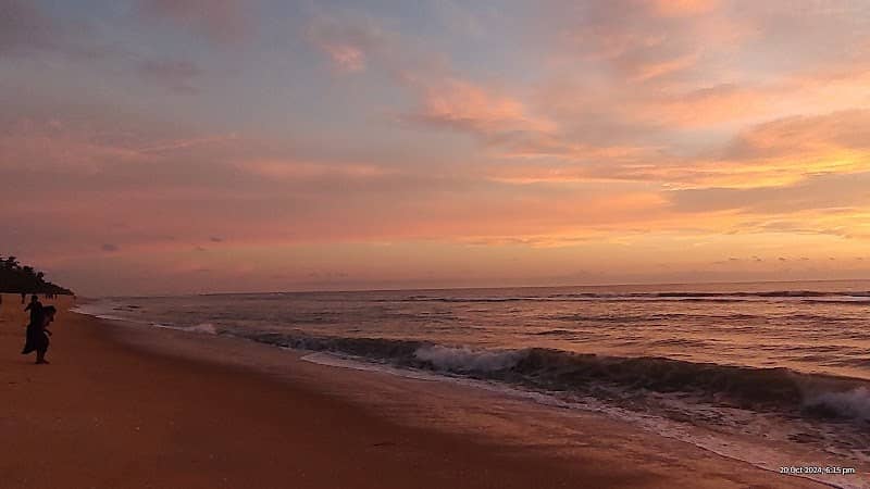 Misty beach - Image 2