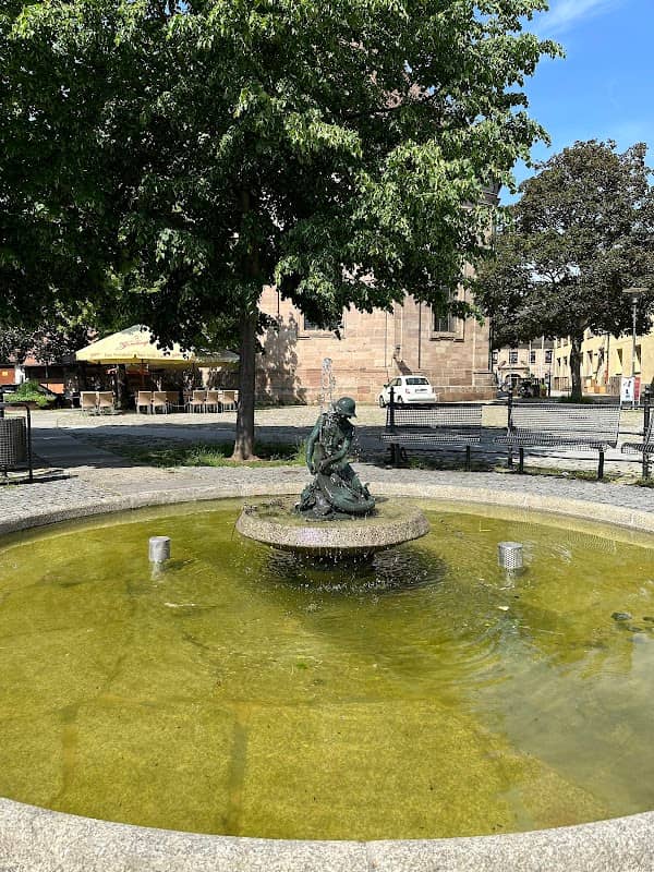 Fischerknabe mit Hecht - Image 1