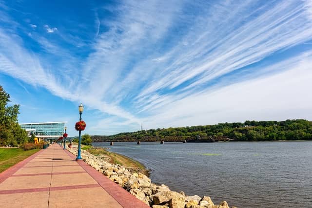Mississippi Riverwalk - Image 3